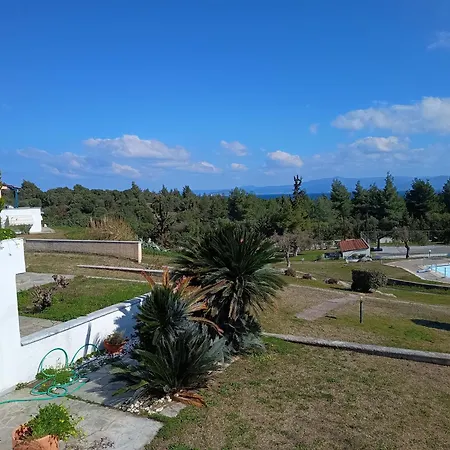 Elegant Maisonette In * Pefkochori