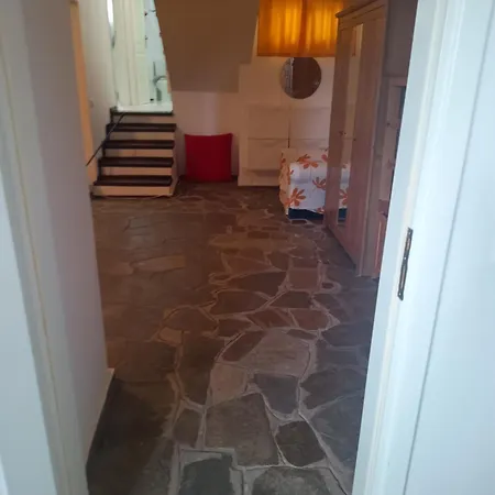 Elegant Maisonette In Pefkochori