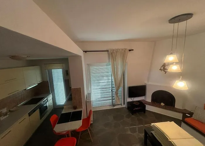 Feriehus Elegant Maisonette In Pefkochori