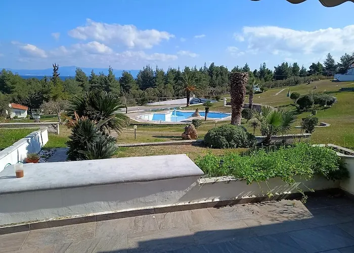 Elegant Maisonette In