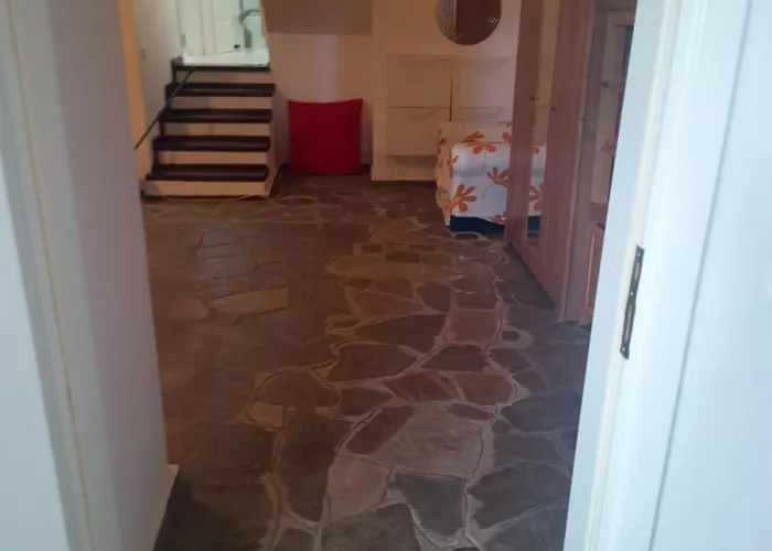 Elegant Maisonette In Pefkochori